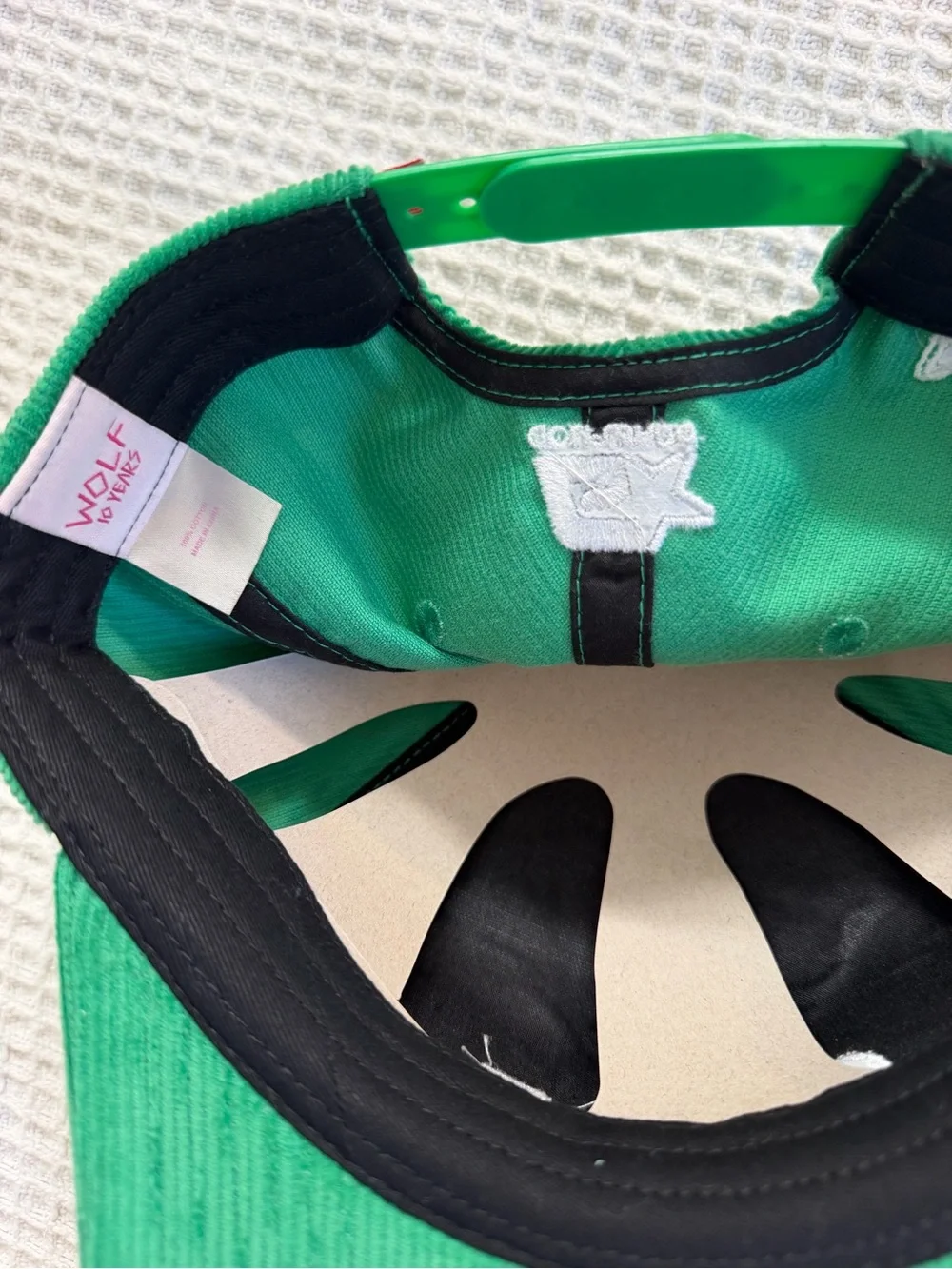 NEW Green 'GOLF' Corduroy Cap
